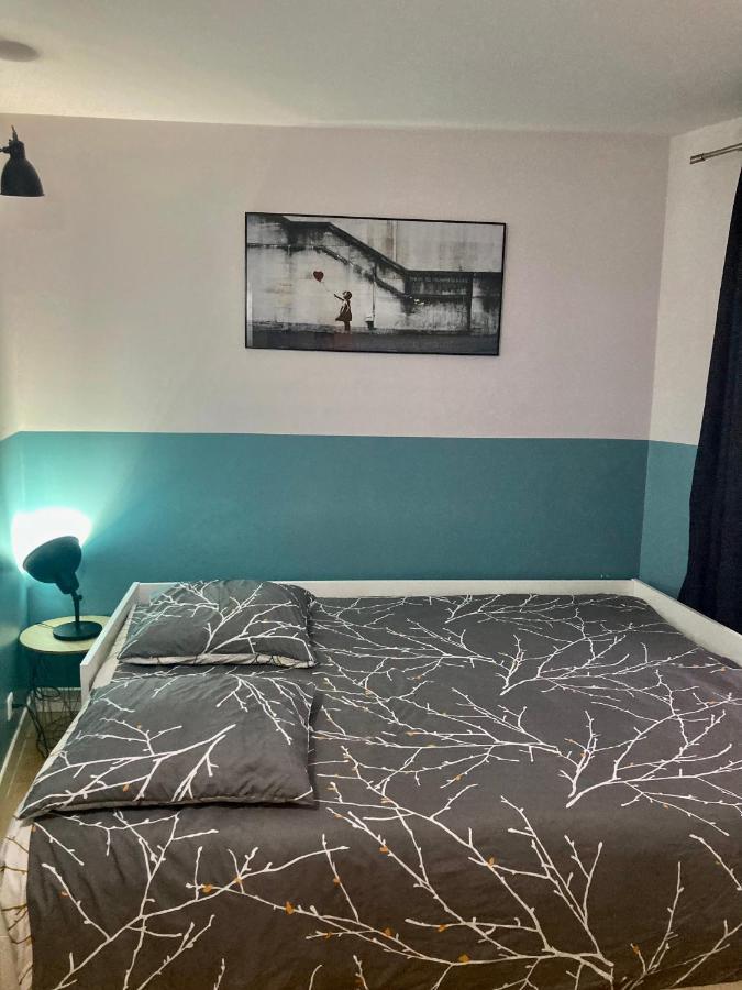 Alex Place'S Saint-Ouen-l'Aumone Exterior foto