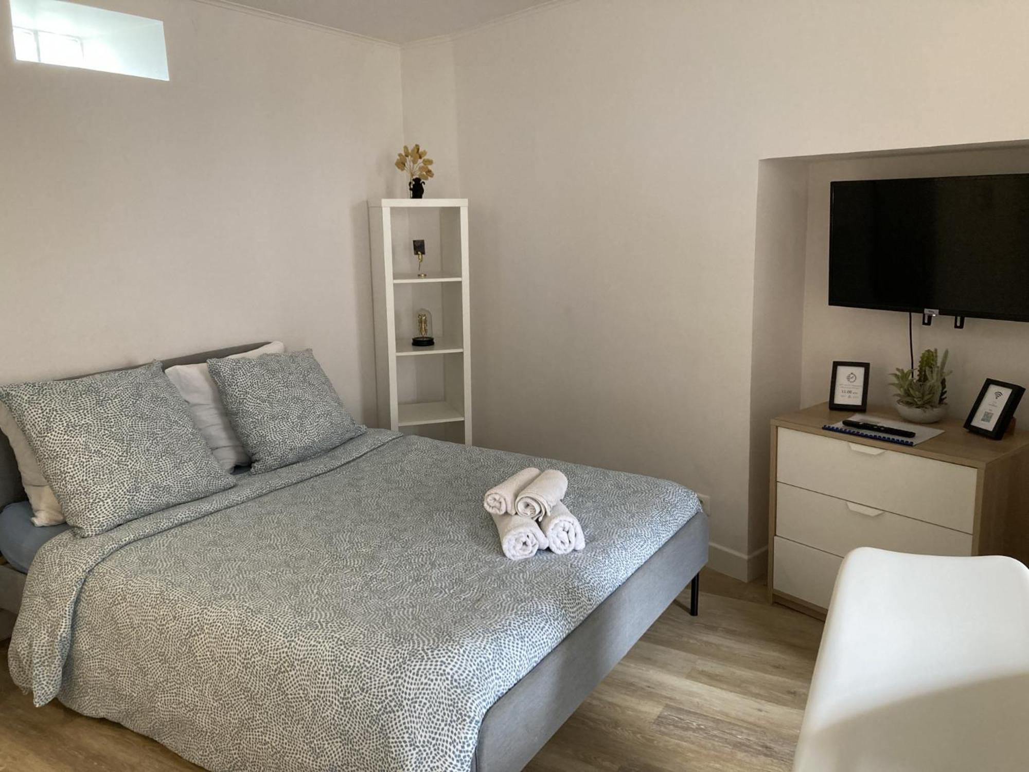 Alex Place'S Saint-Ouen-l'Aumone Exterior foto